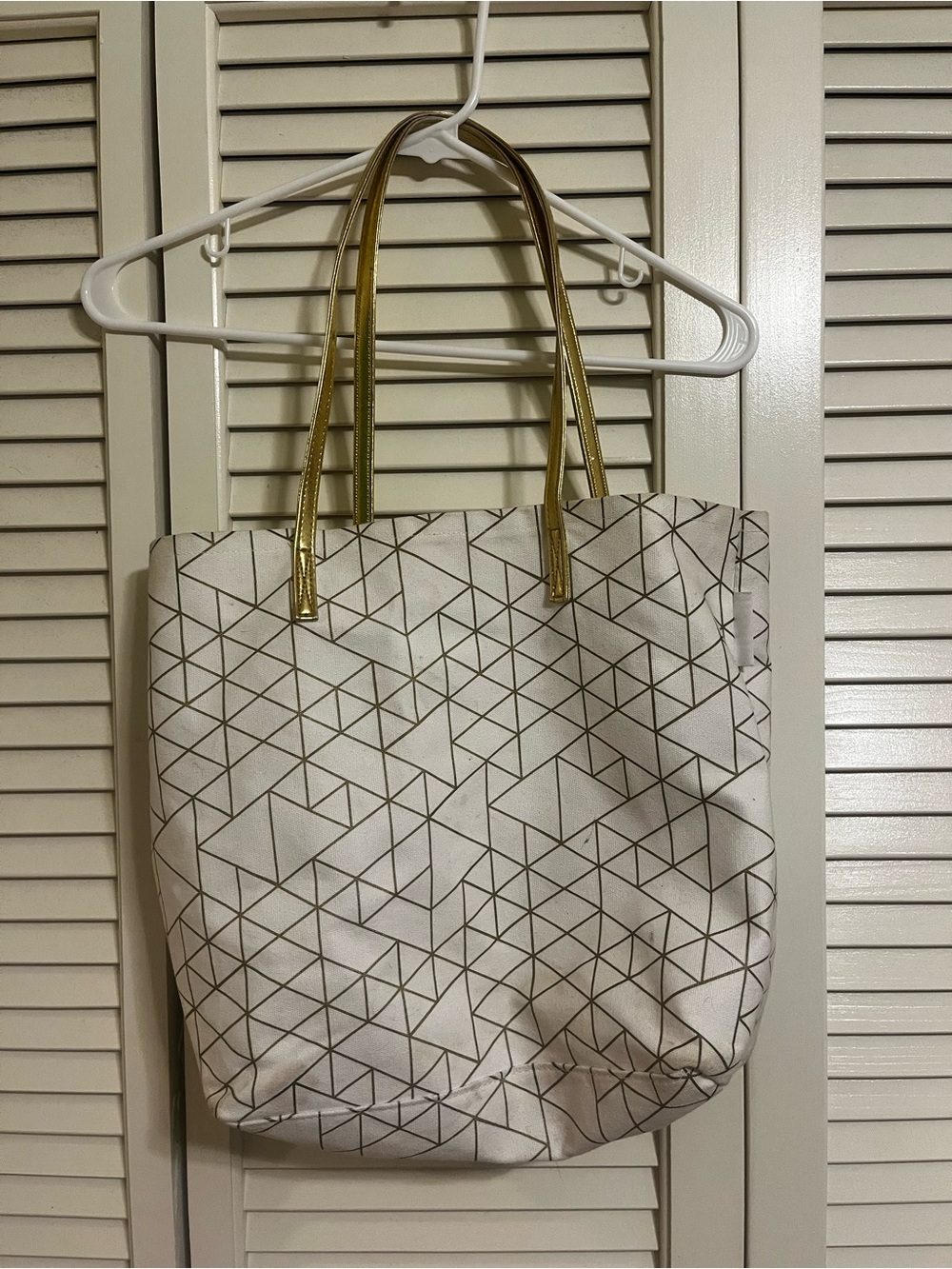 Gold-Handle Geometric Print Tote Bag - White